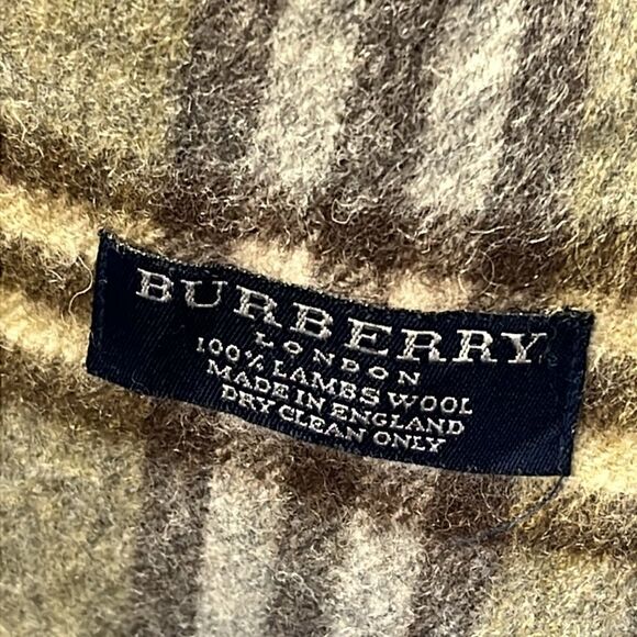 Burberry Classic Vintage Check 100% Lambs Wool Scarf - - Picture 5 of 7